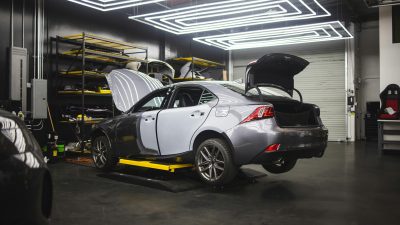 Auto repair shop bay utilization optimization