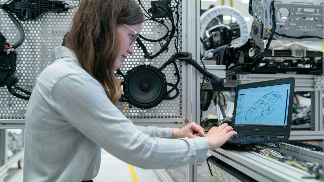 free garage management software UK