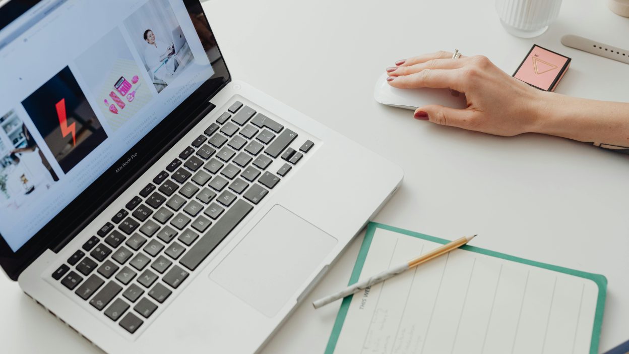 here you can see how to manage digital job cards with Autodots