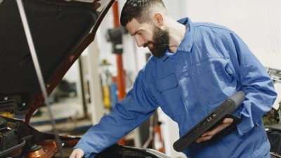 See reduce vehicle repair costs with software