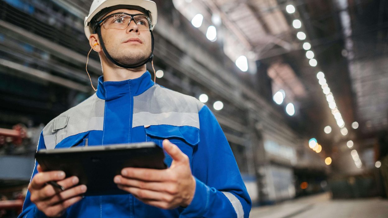 Automotive workshop management software