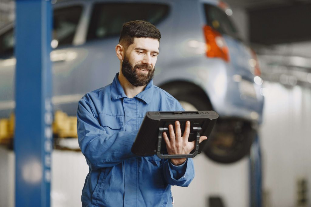 garage management software features