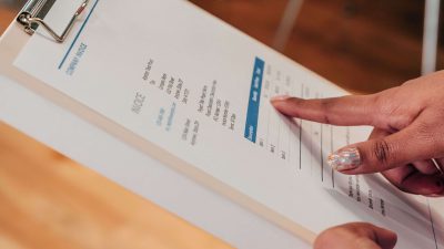how to use an invoice
