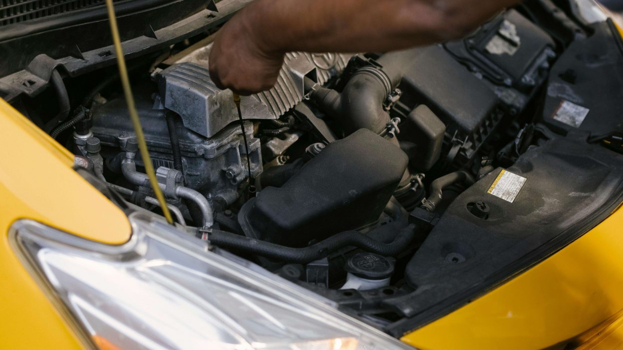 hybrid vehicle maintenance
