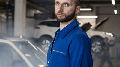 Workshop mechanic app garage software tablet